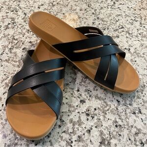 Women's Reef Sandals - 'Cushion Spring Bloom'